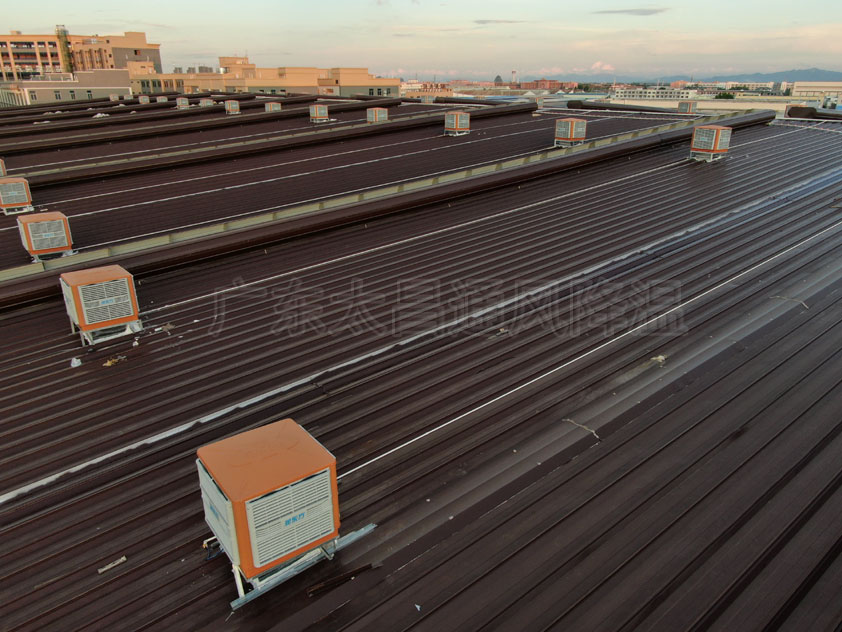 大型廠房降溫怎么選擇合適的降溫設備