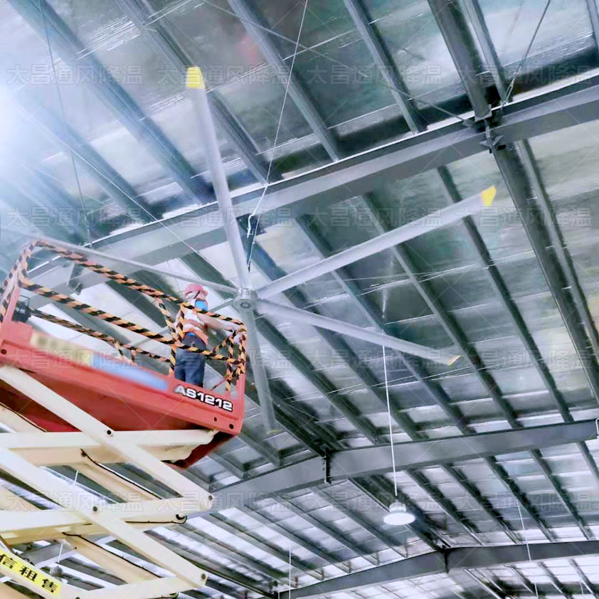 大型廠房通風降溫工業大風扇有不可替代的作用