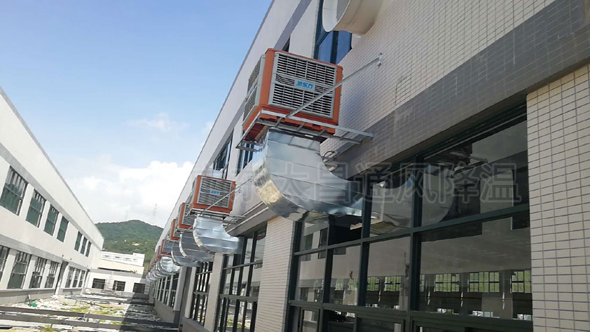 車間降溫都配置安裝節能環保空調，降溫效果好到爆